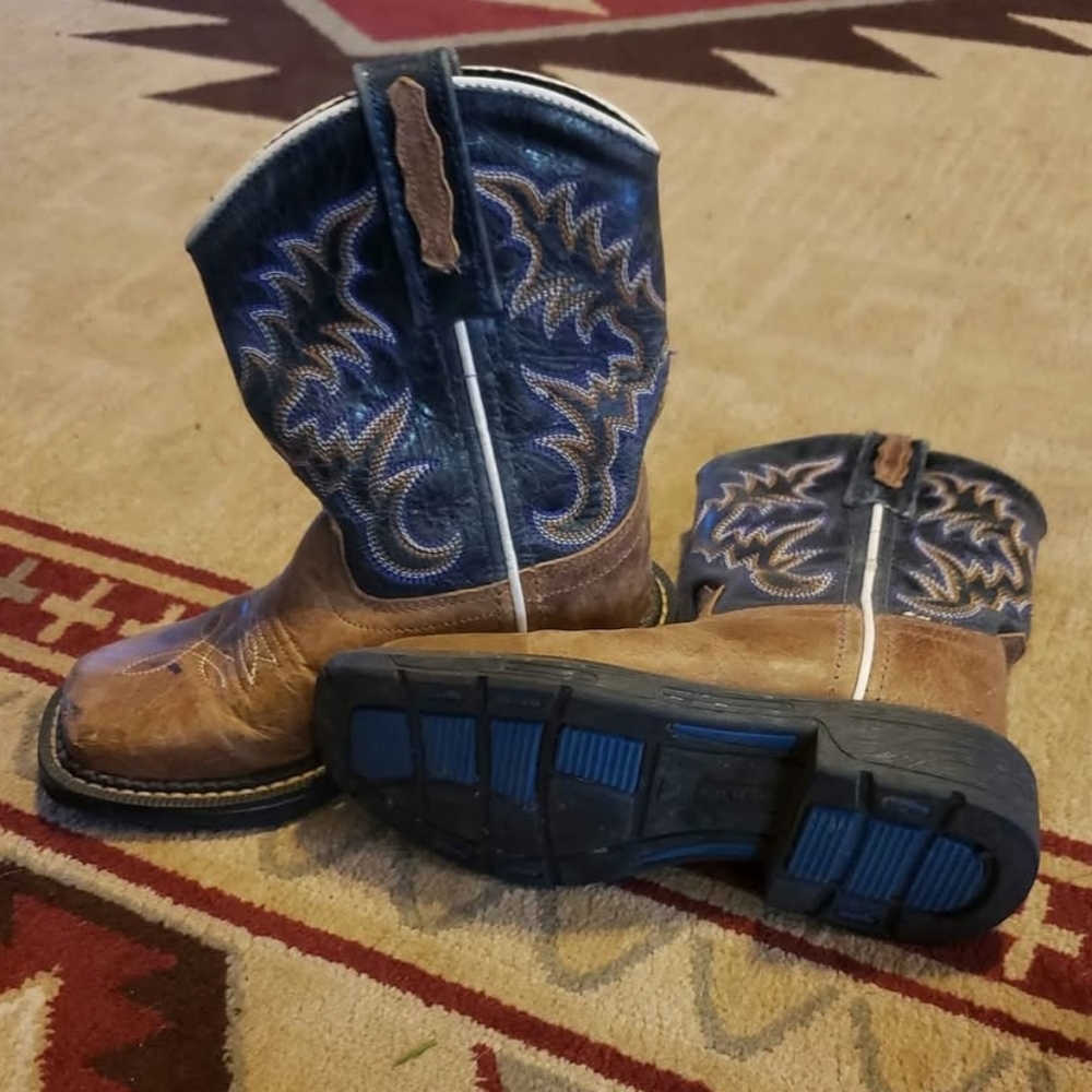 Toddlers old west cowboy boots 8.5